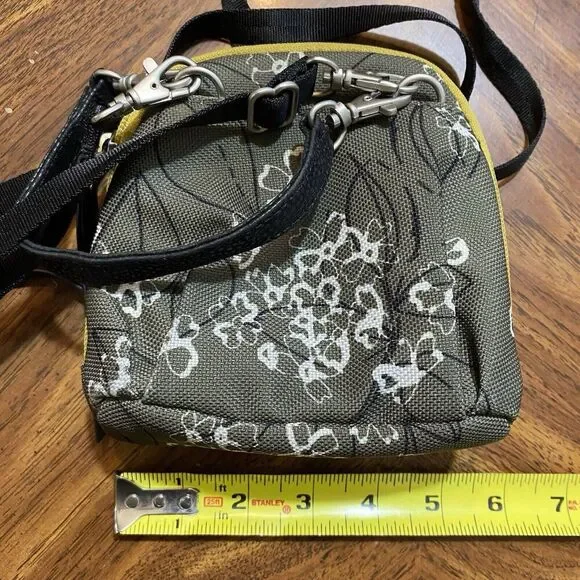 Haiku crossbody bag green multi-pockets 6 x 6.5" detachable strap 27" small - Picture 4 of 10